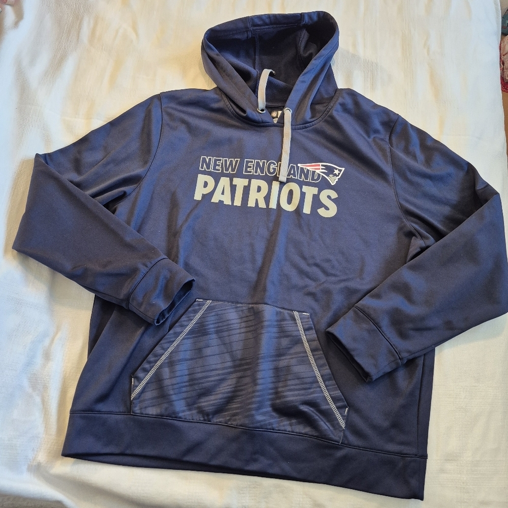 NFL Team Apparel Patriots men's XL TX3 Warm navy hoodie front pocket EUC